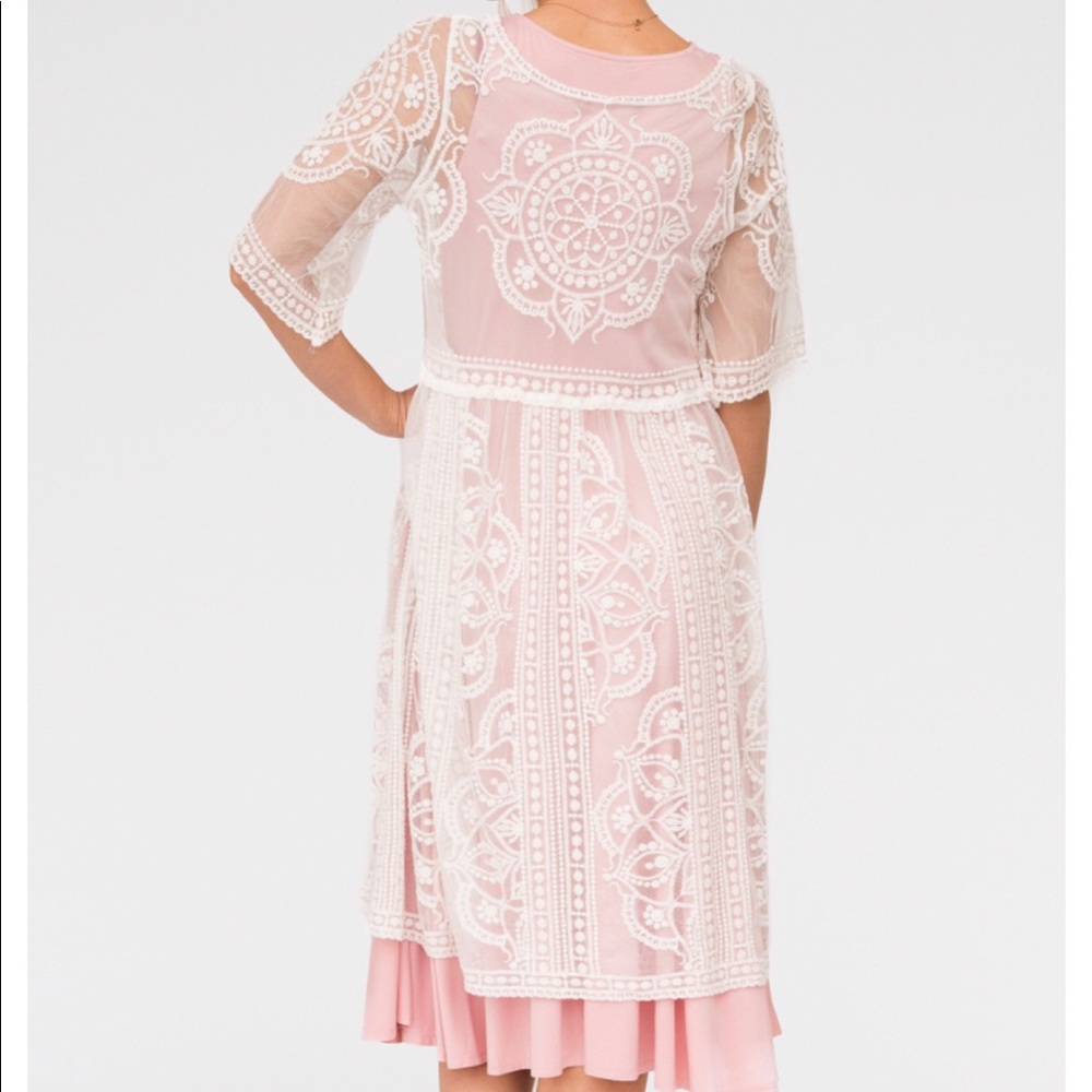 Agnes and Dora vintage lace duster XXL